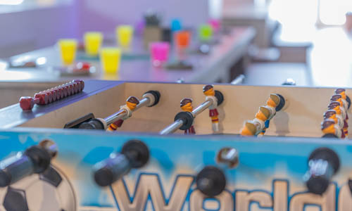 Geburtstagstisch mit Kicker