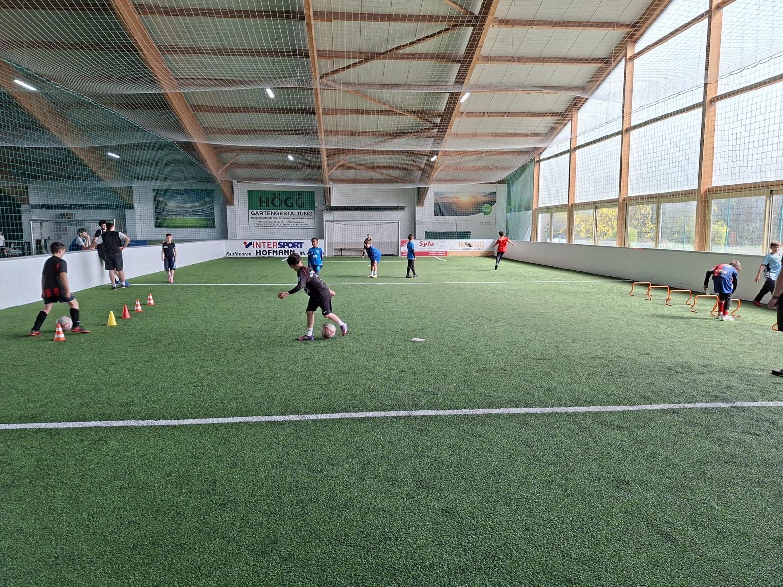 Trainingszirkel mit dem Ball